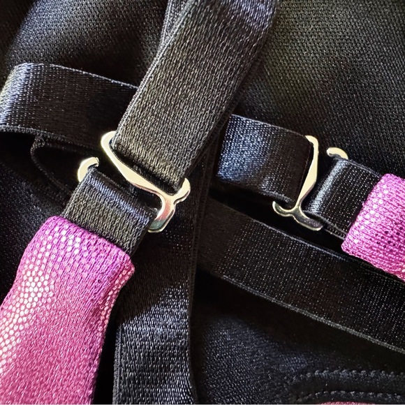 NWT Heroine Sport Magenta Marvel Convertible Bra - Picture 6 of 14